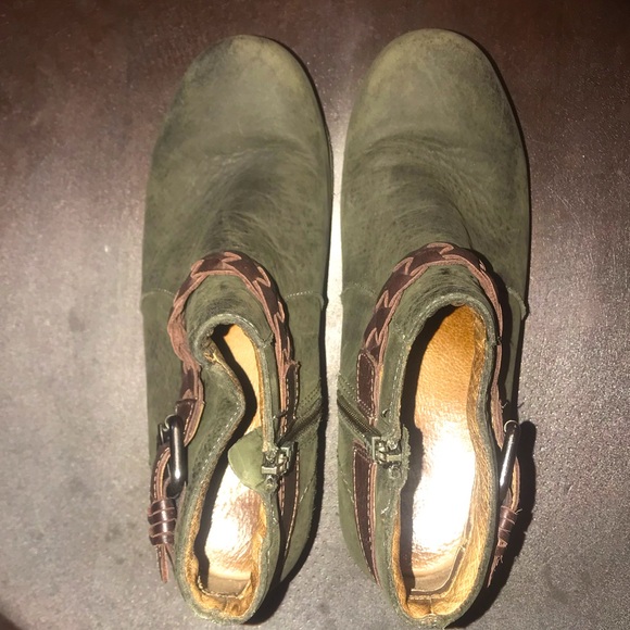 Dansko Size 7.5 clogs - Picture 4 of 4